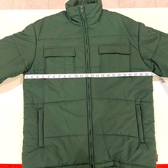 Guess Puffer Jacket - Picture 8 of 8